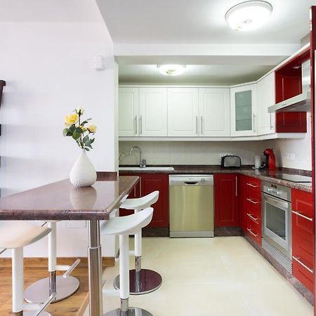Exclusive Penthouse Playa Las Vistas 4 Close To The Sea And Beach, Aircondition For A Fee, Wifi, Terrace, Heated Pool Playa de las Americas  Exterior foto