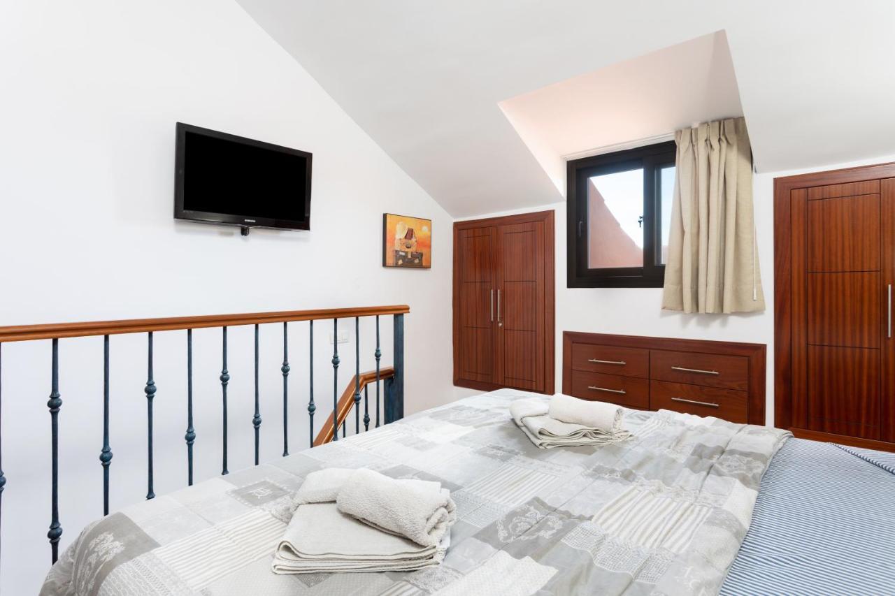 Exclusive Penthouse Playa Las Vistas 4 Close To The Sea And Beach, Aircondition For A Fee, Wifi, Terrace, Heated Pool Playa de las Americas  Exterior foto