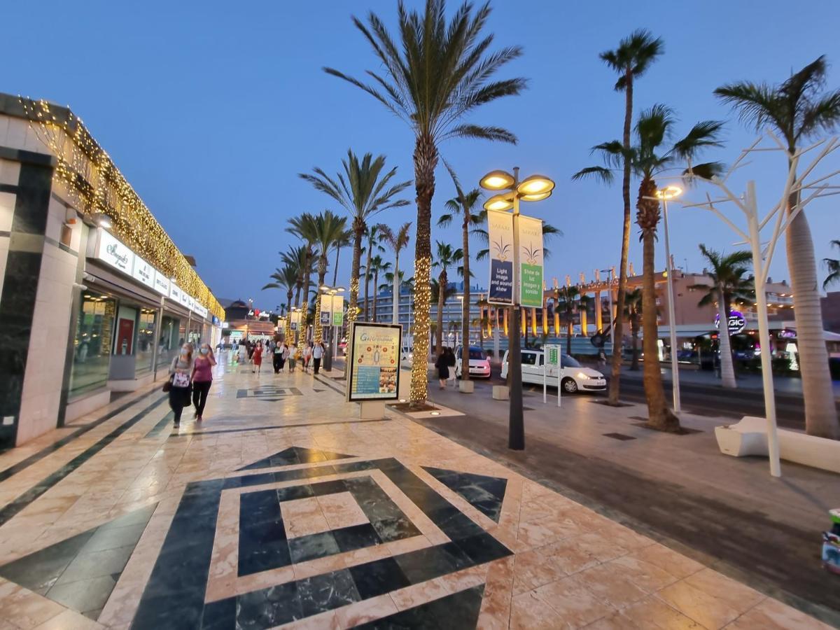 Exclusive Penthouse Playa Las Vistas 4 Close To The Sea And Beach, Aircondition For A Fee, Wifi, Terrace, Heated Pool Playa de las Americas  Exterior foto